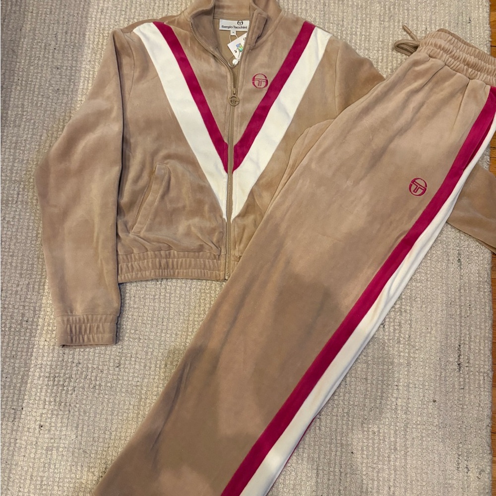 Sergio Tacchini women’s Tan Jogger set with white/Pink Stripes
